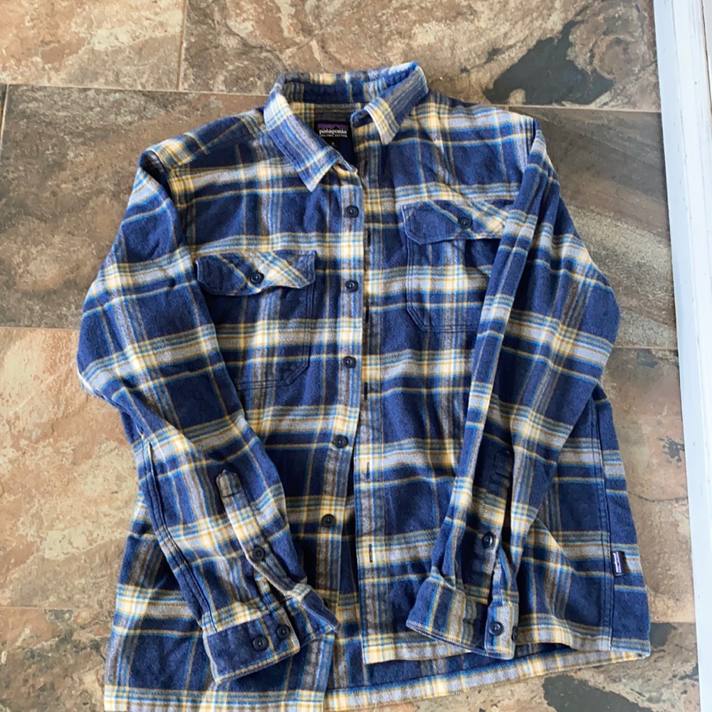 Patagonia Worn Wear Plaid Botton Down Shirt